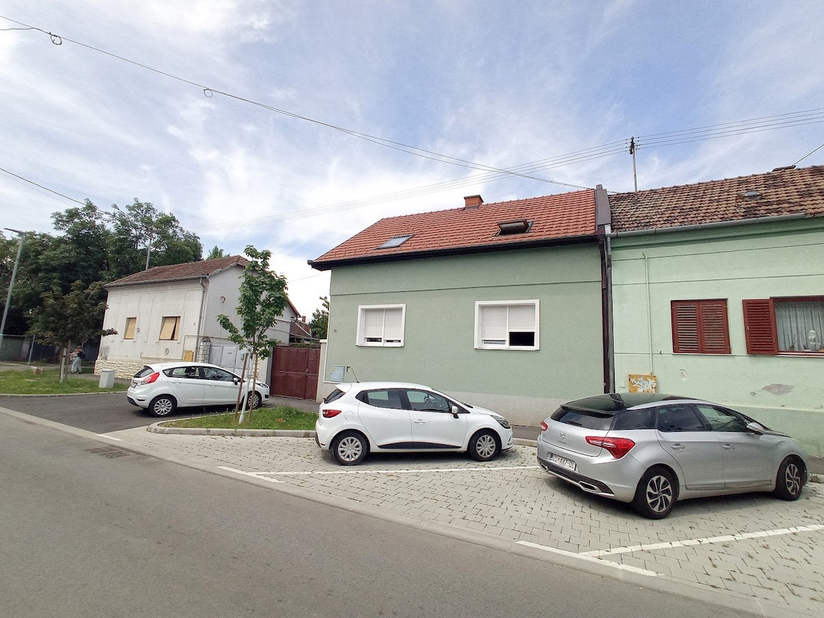 Haus Zu verkaufen - OSJEČKO-BARANJSKA OSIJEK