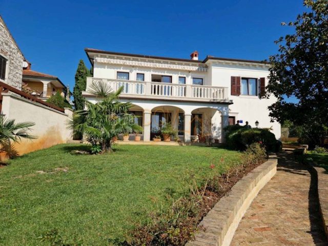 Casa in vendita 380 m² – Umag
