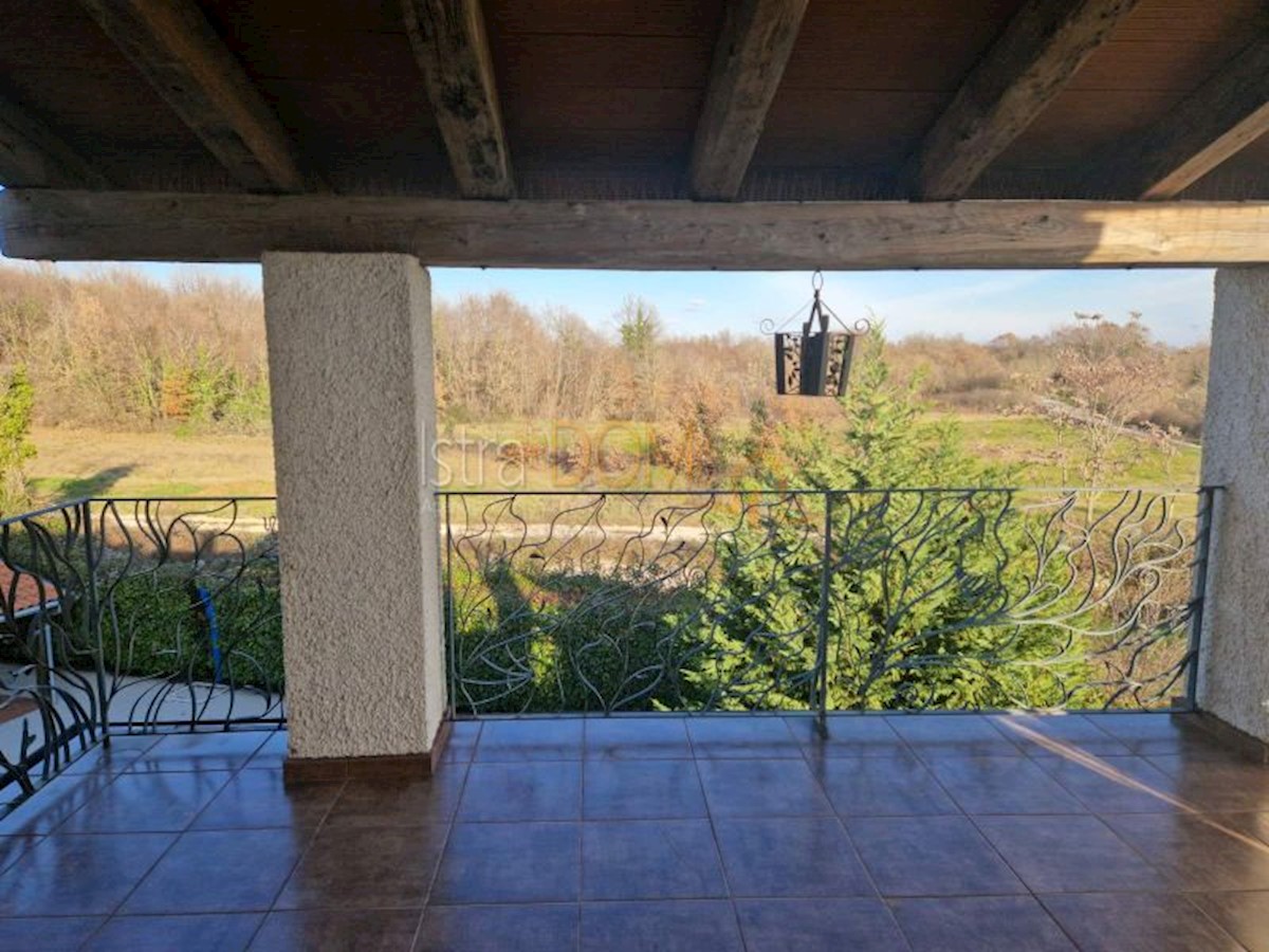 House For sale - ISTARSKA SVETVINČENAT
