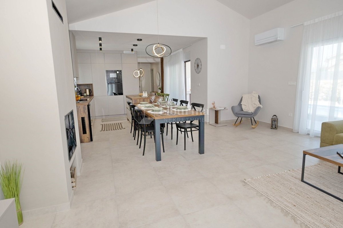 Casa In vendita - PRIMORSKO-GORANSKA KRK