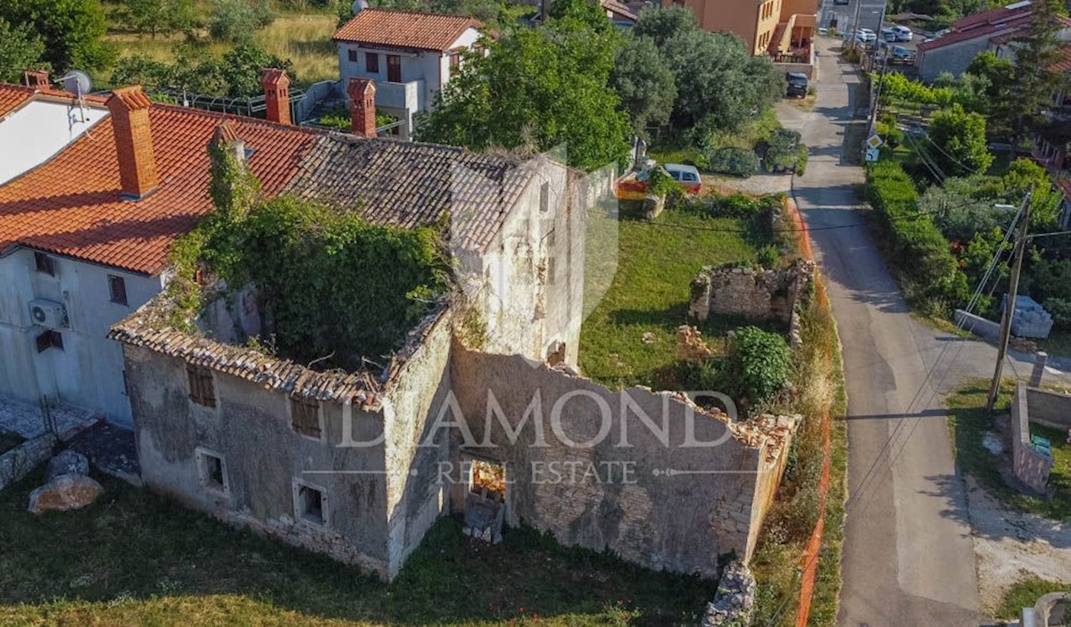 Kuća Na prodaju - ISTARSKA LIŽNJAN