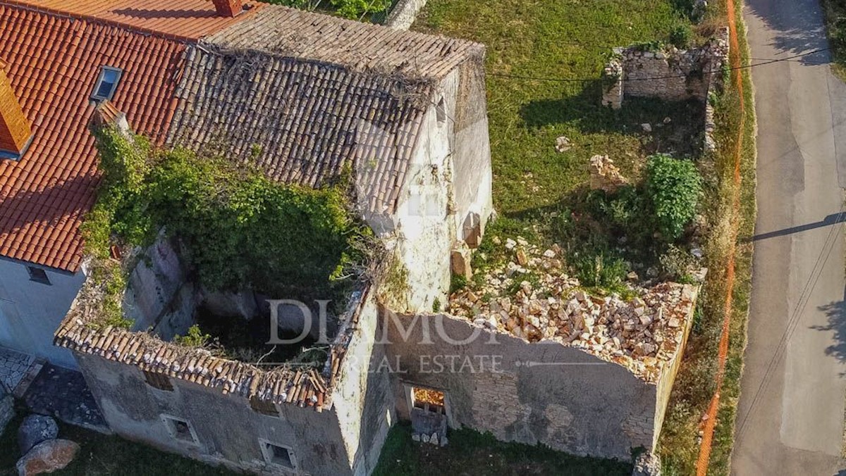 Kuća Na prodaju - ISTARSKA LIŽNJAN