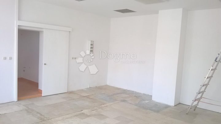 Business premises for sale 90 m² – Matulji