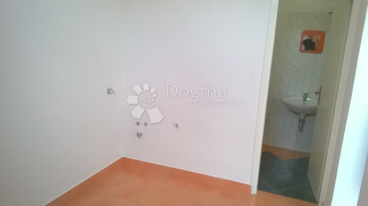 Locaux commerciaux À vendre - PRIMORSKO-GORANSKA MATULJI
