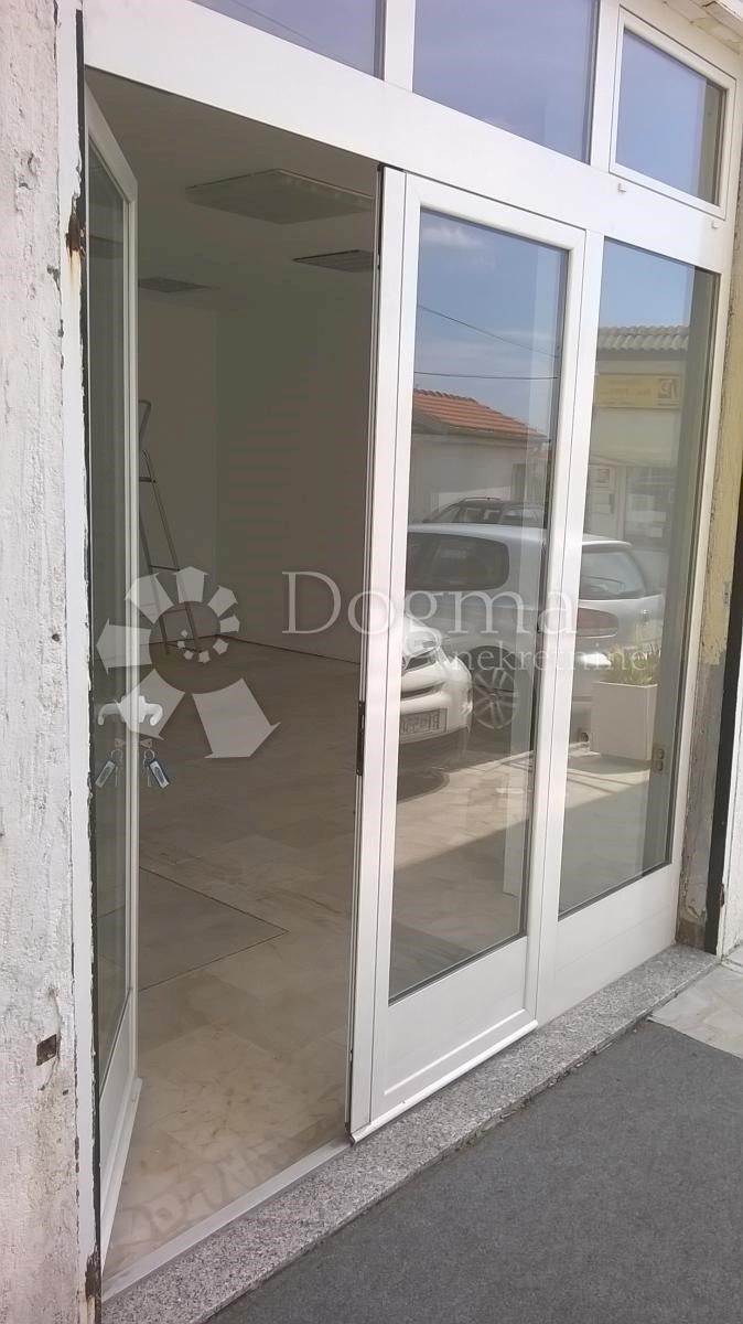 Locaux commerciaux À vendre - PRIMORSKO-GORANSKA MATULJI