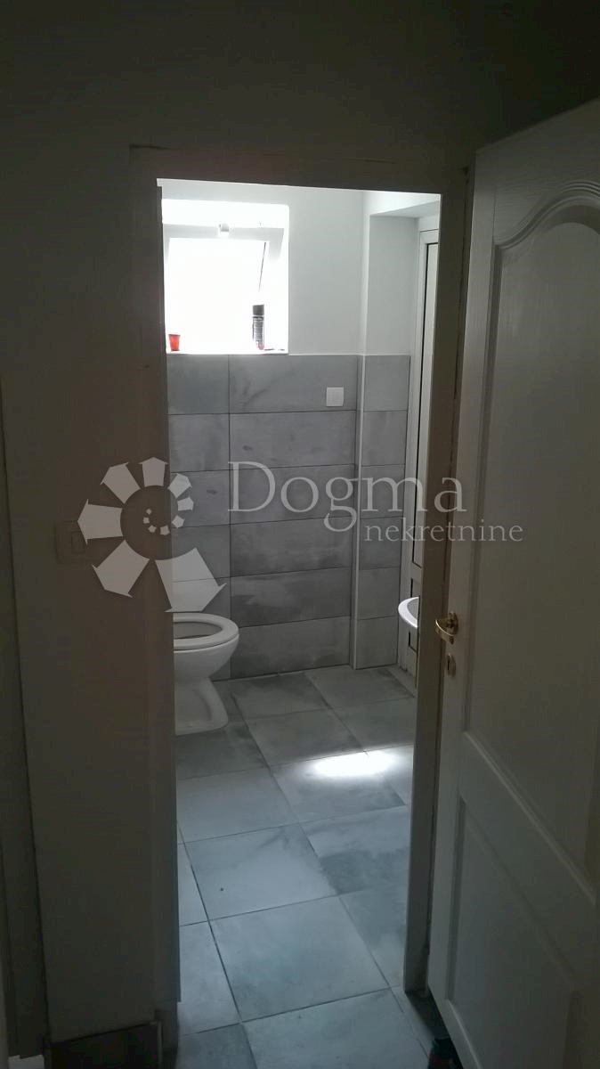 Locaux commerciaux À vendre - PRIMORSKO-GORANSKA MATULJI