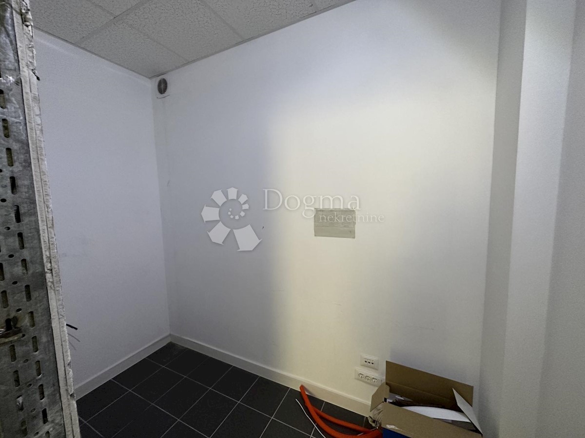 Business premises For rent - PRIMORSKO-GORANSKA RIJEKA