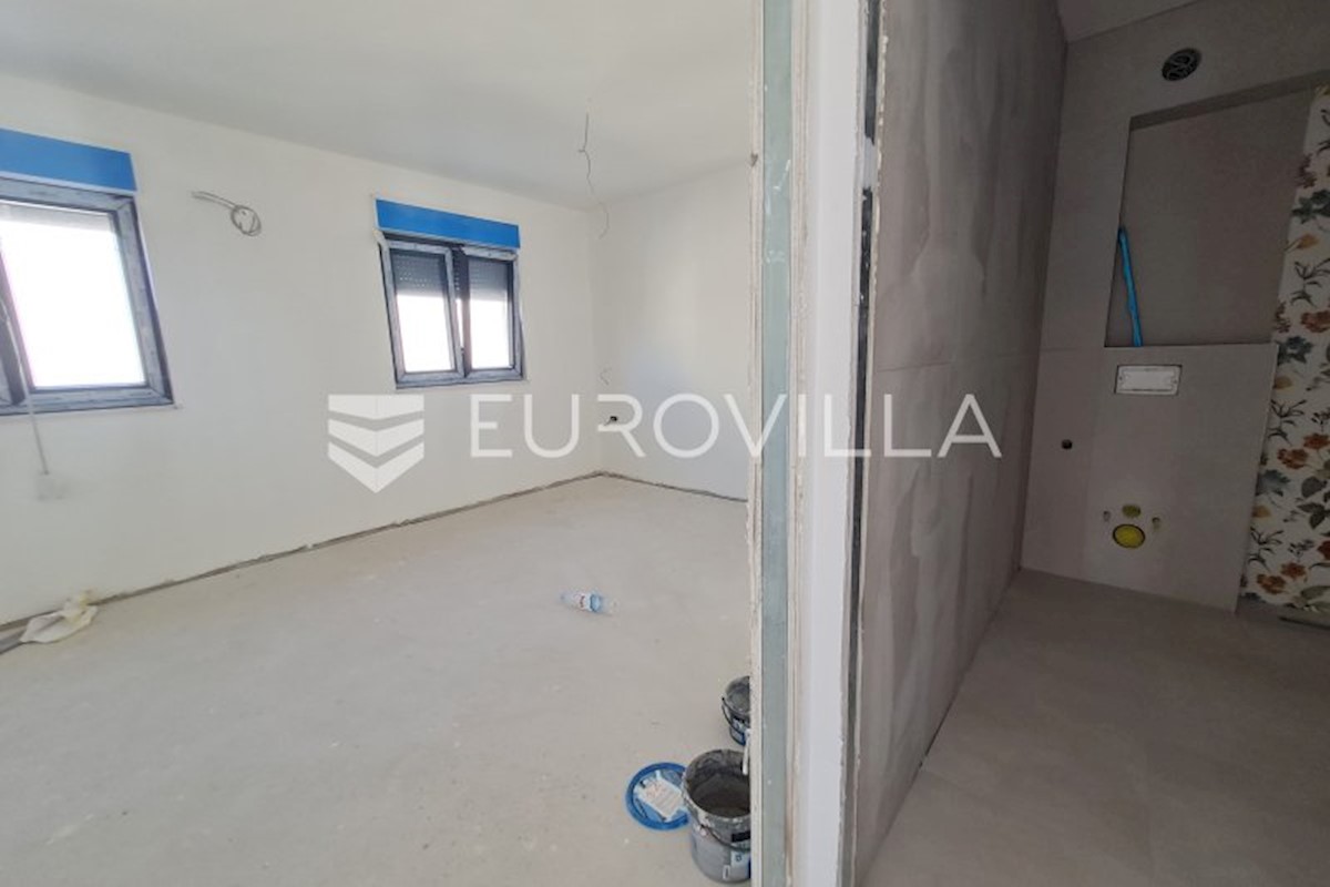 Apartmán Na predaj - SPLITSKO-DALMATINSKA KAŠTELA