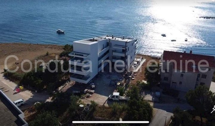 Apartmán na prodej 43 m² – Povljana