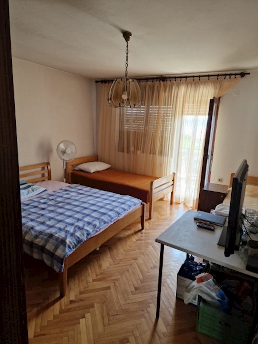 Kuća Na prodaju - PRIMORSKO-GORANSKA CRIKVENICA