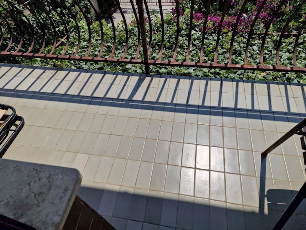 Kuća Na prodaju - PRIMORSKO-GORANSKA CRIKVENICA