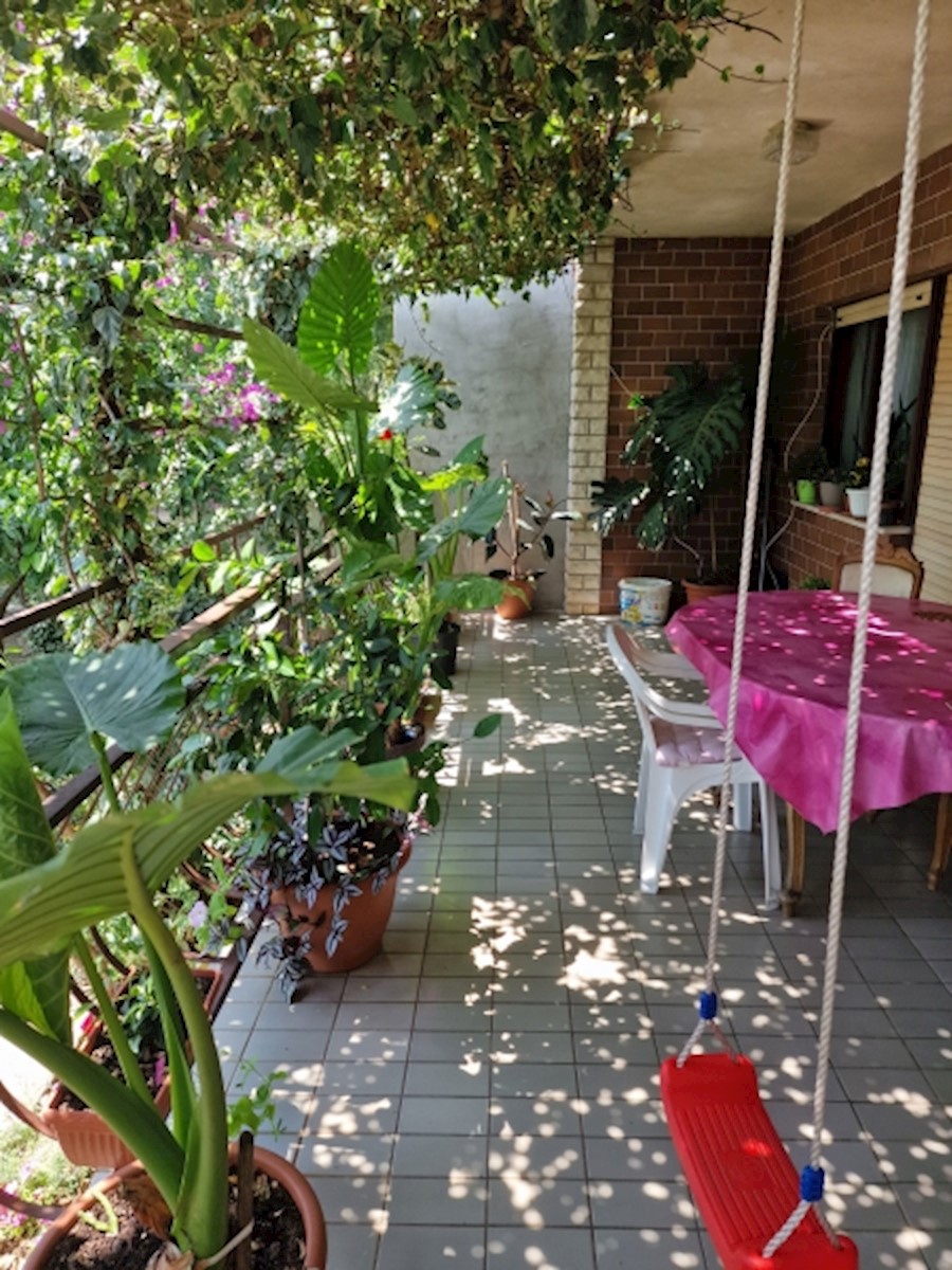 Kuća Na prodaju - PRIMORSKO-GORANSKA CRIKVENICA