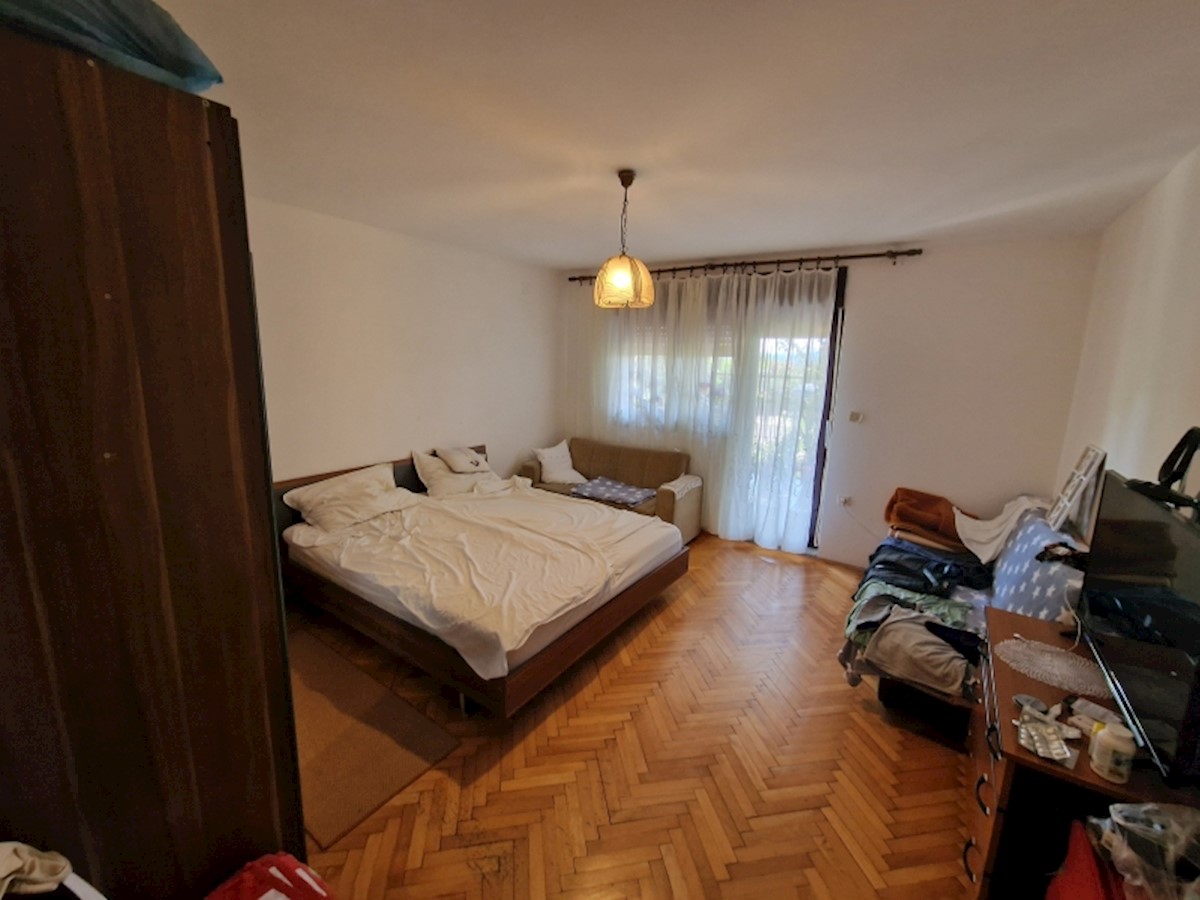 Kuća Na prodaju - PRIMORSKO-GORANSKA CRIKVENICA