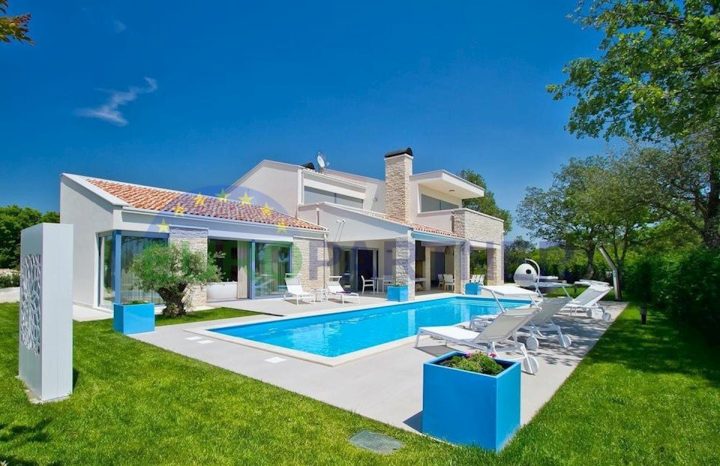 Haus zu verkaufen 230 m² – Sveti Lovreč Pazenatički