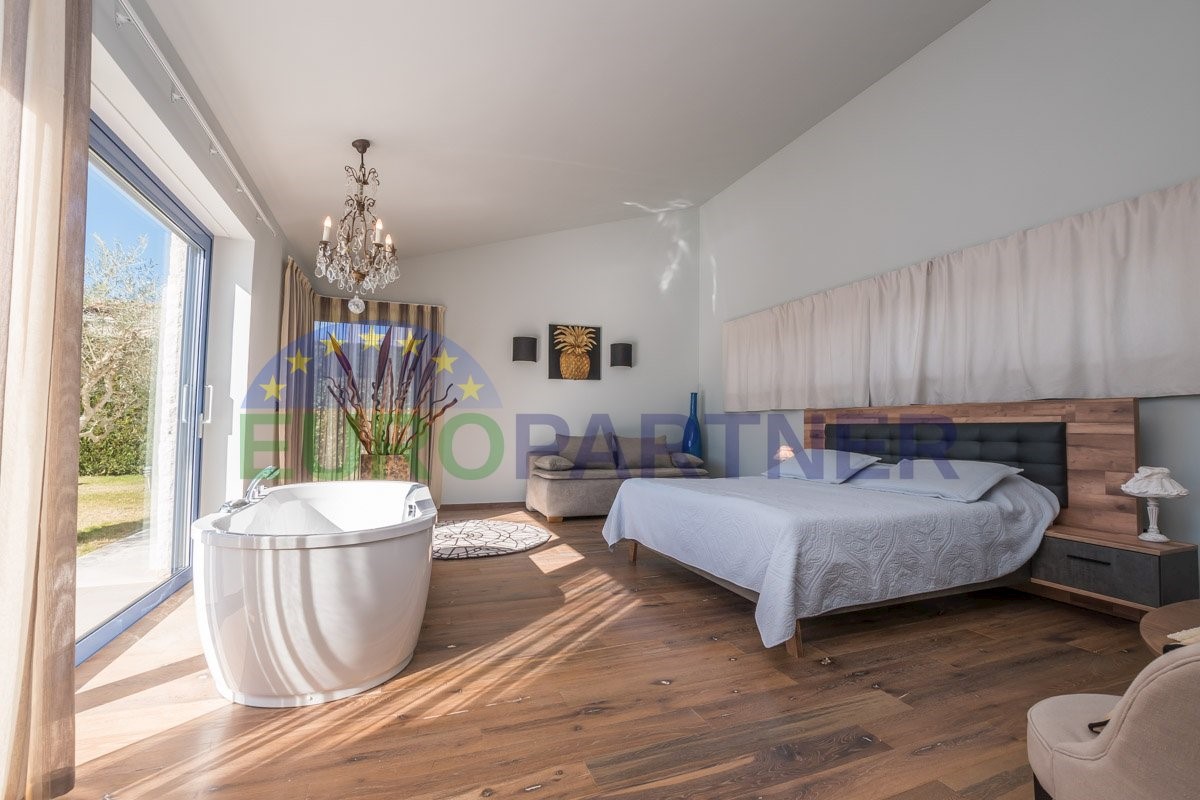 House For sale - ISTARSKA SVETI LOVREČ