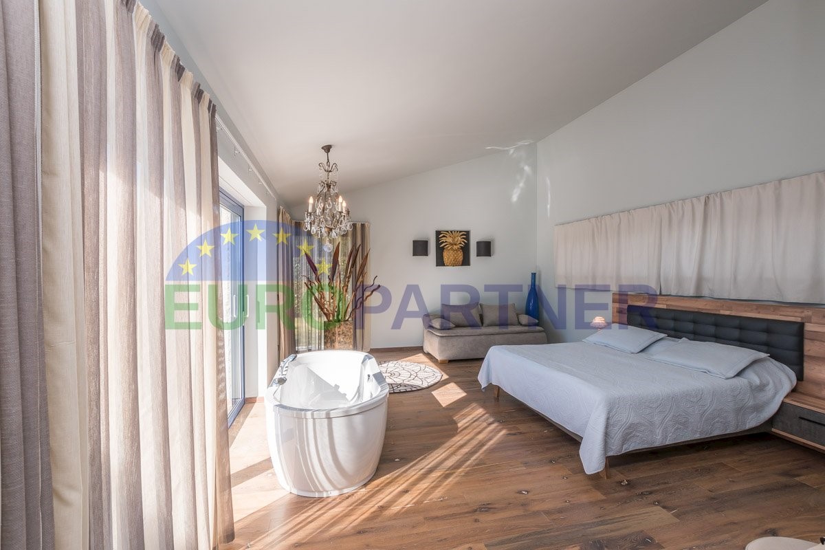 House For sale - ISTARSKA SVETI LOVREČ