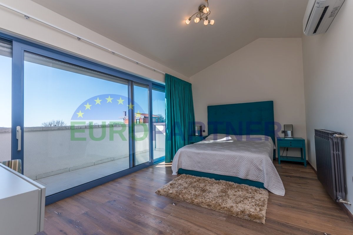 House For sale - ISTARSKA SVETI LOVREČ