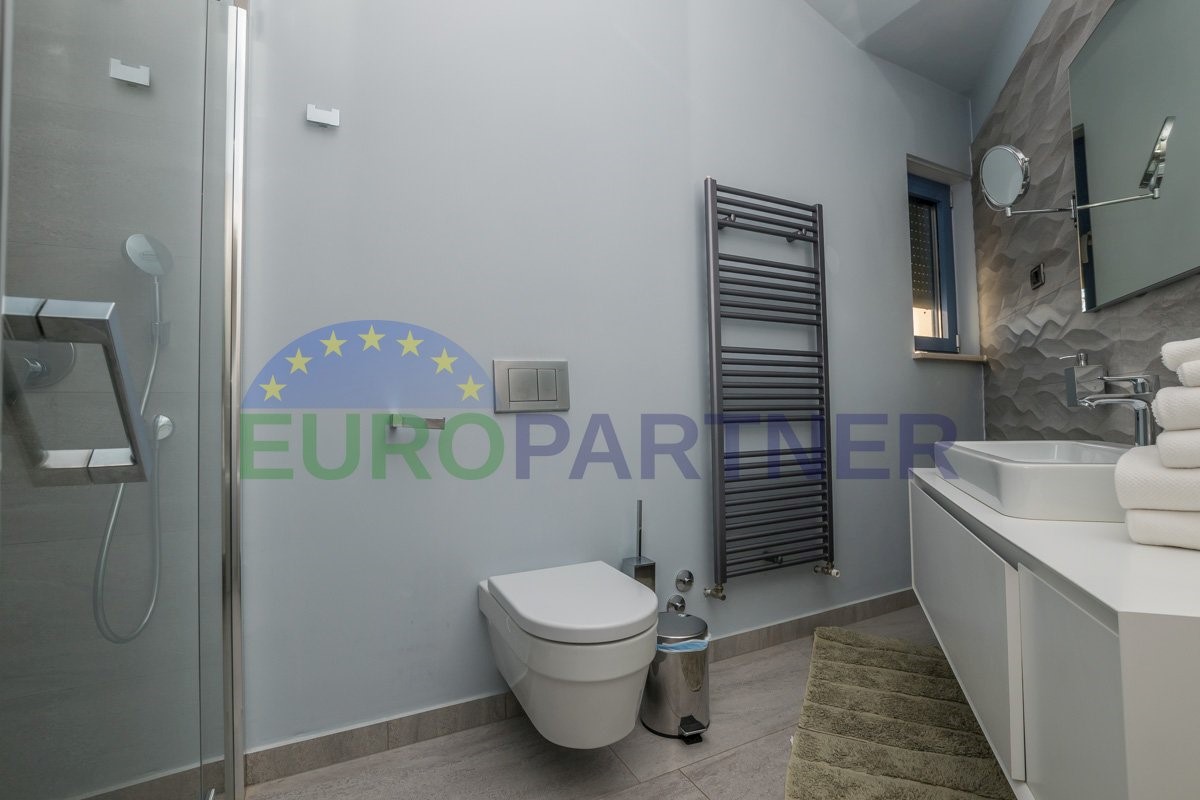 House For sale - ISTARSKA SVETI LOVREČ