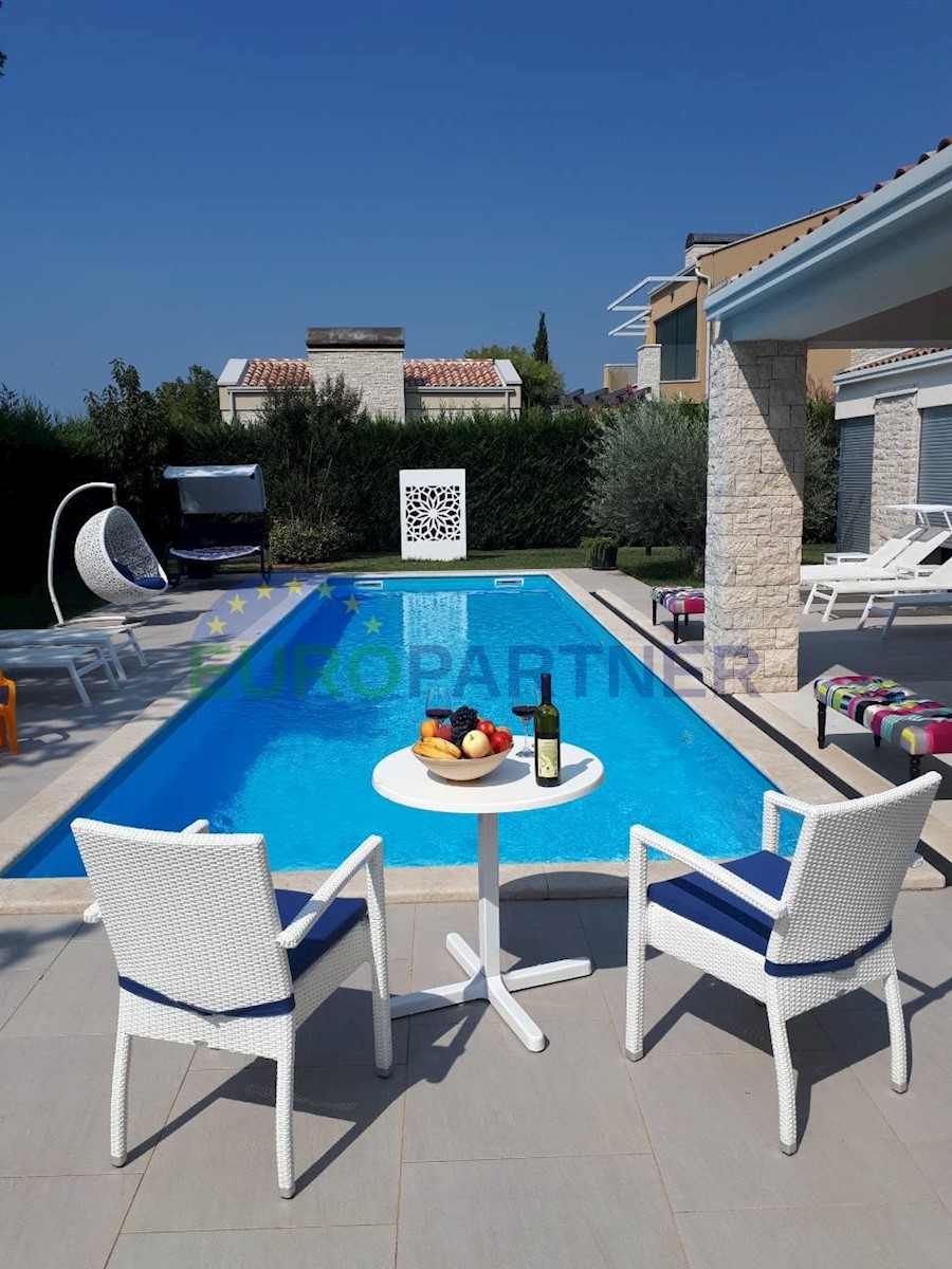 House For sale - ISTARSKA SVETI LOVREČ