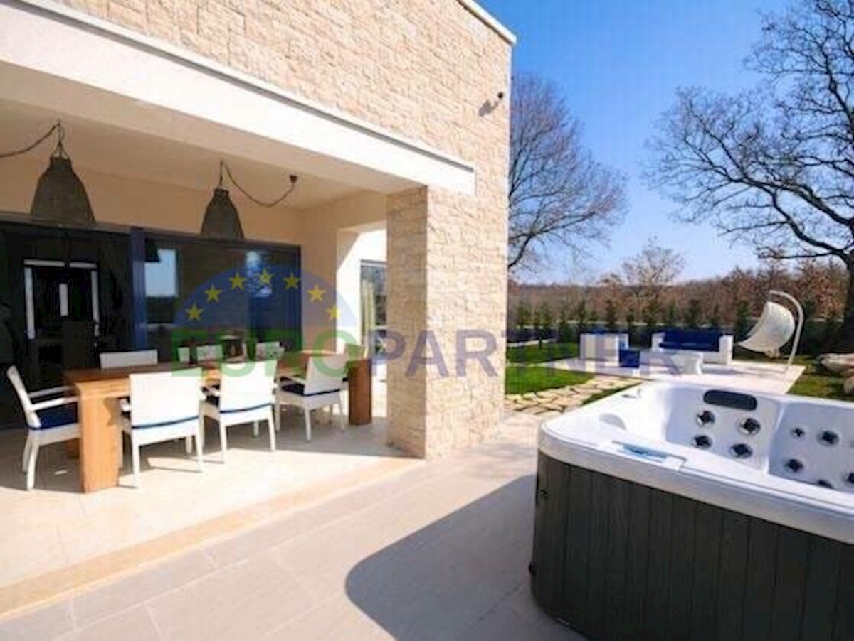 House For sale - ISTARSKA SVETI LOVREČ