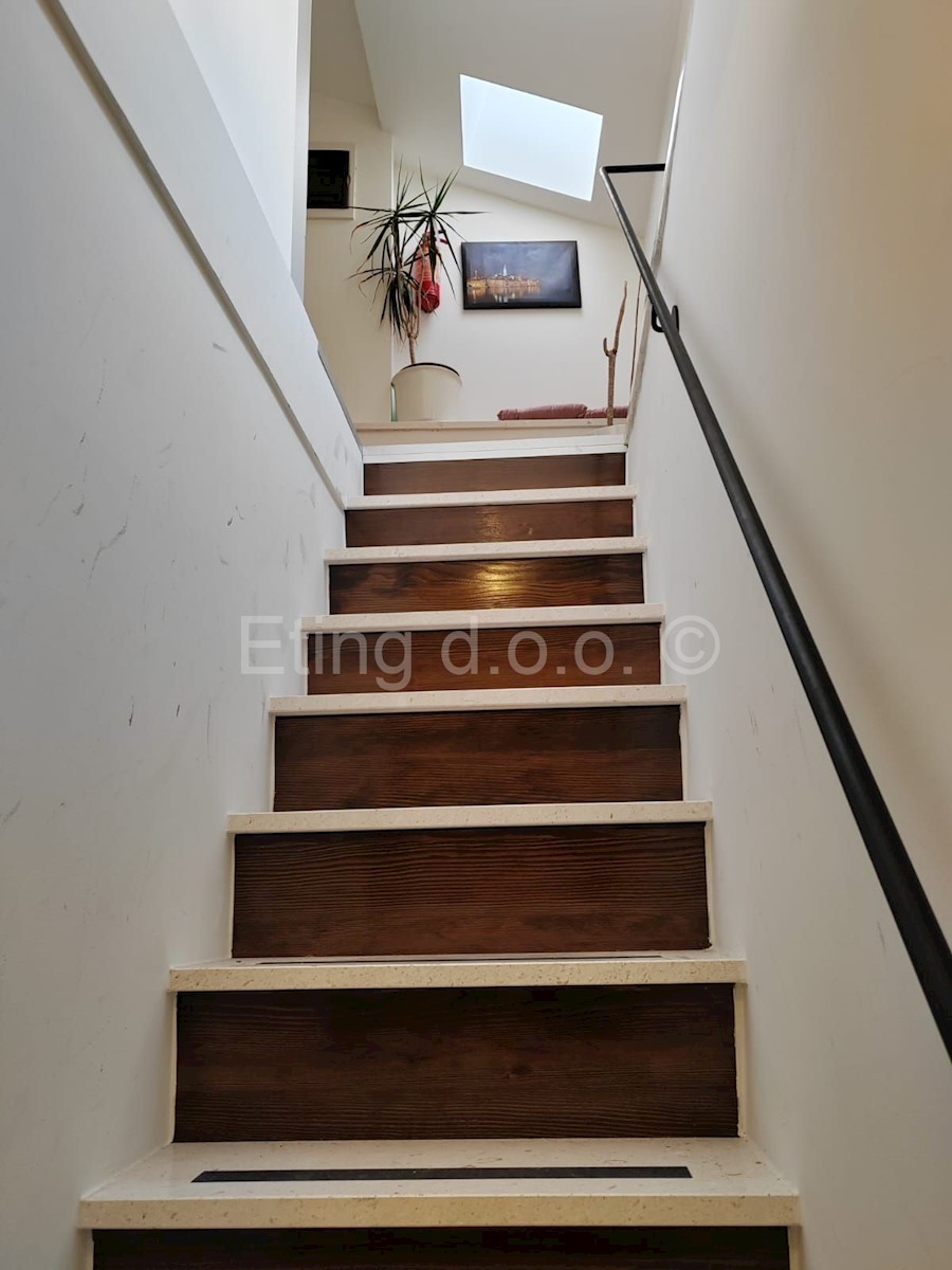 Apartma Na predaj - ISTARSKA ROVINJ