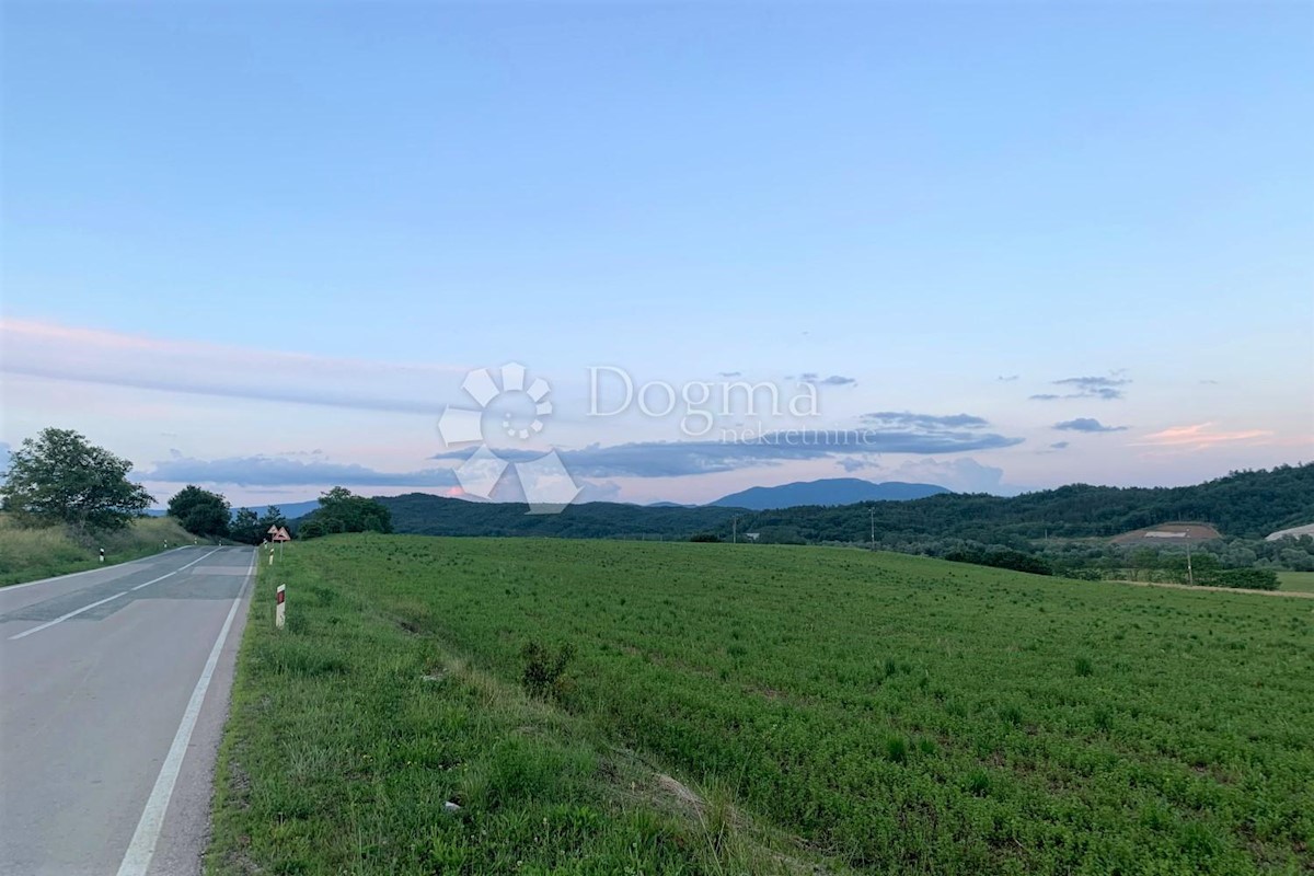 Terreno In vendita - ISTARSKA CEROVLJE