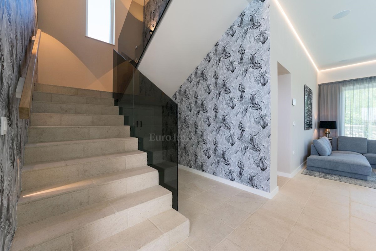 House For sale - ZADARSKA RAŽANAC