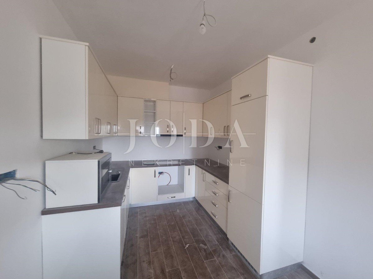 House For sale - PRIMORSKO-GORANSKA NOVI VINODOLSKI