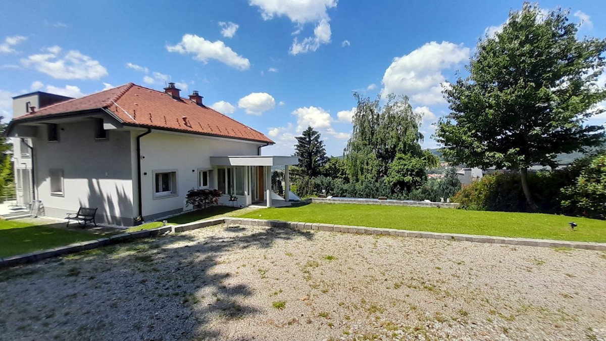 Hiša Na predaj - GRAD ZAGREB ZAGREB