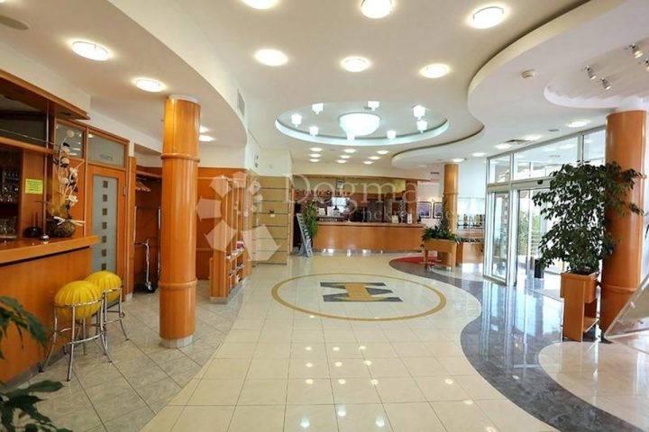 Komerčné na predaj 5000 m² – Crikvenica