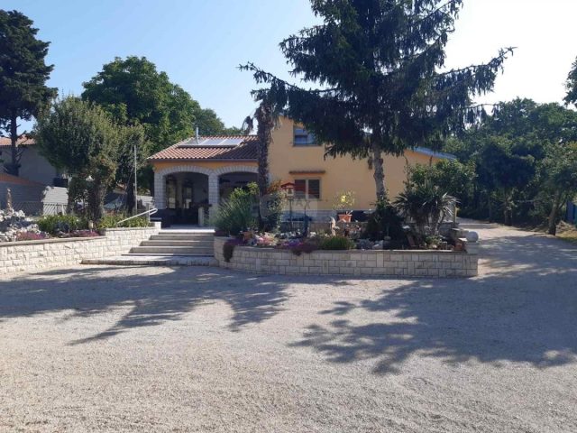 Haus zu verkaufen 171 m² – Sveti Lovreč Pazenatički