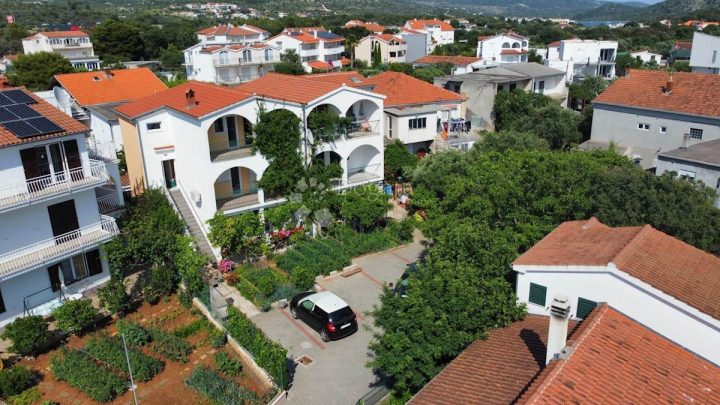 Casa In vendita - šibensko-kninska Rogoznica - foto 3/20