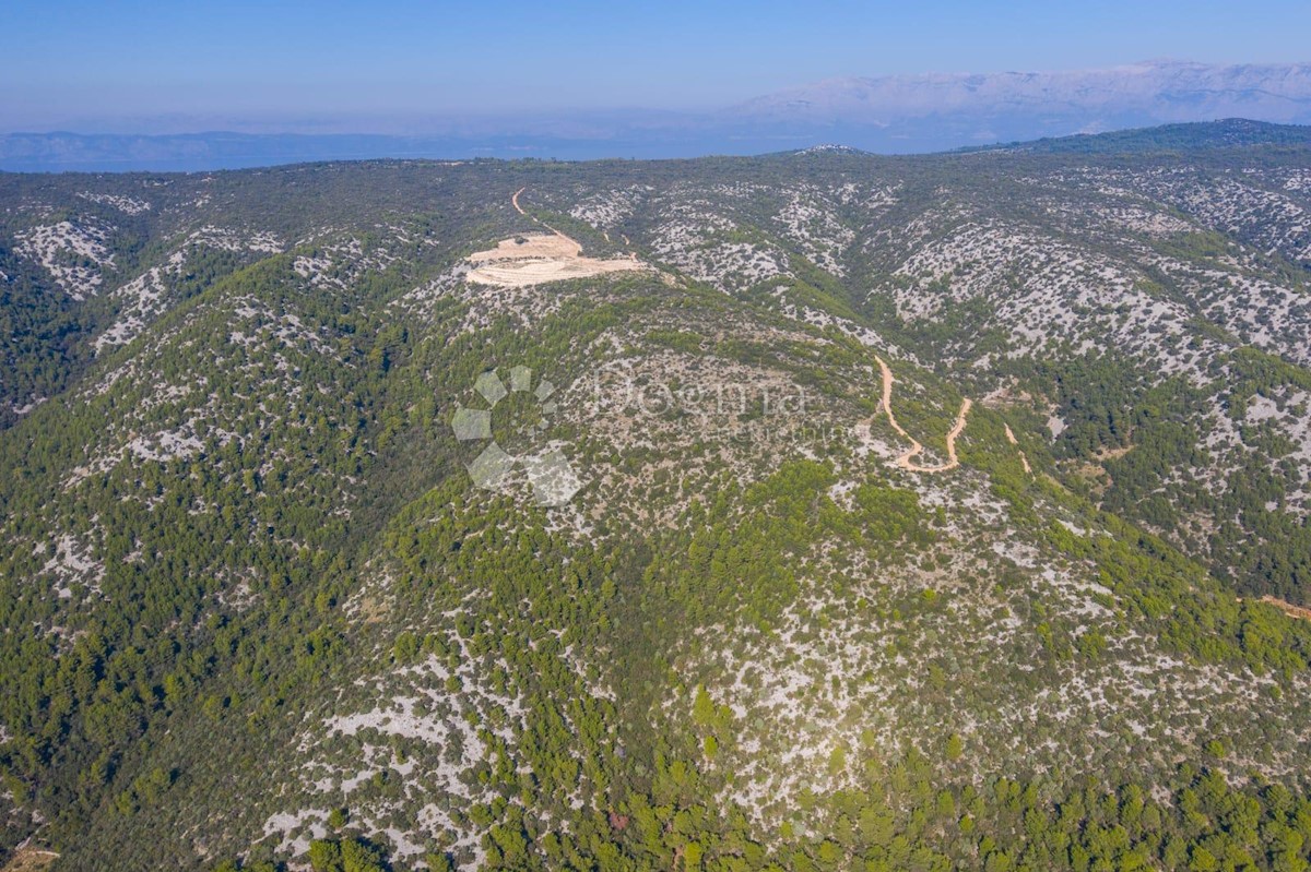 Terrain À vendre - SPLITSKO-DALMATINSKA HVAR