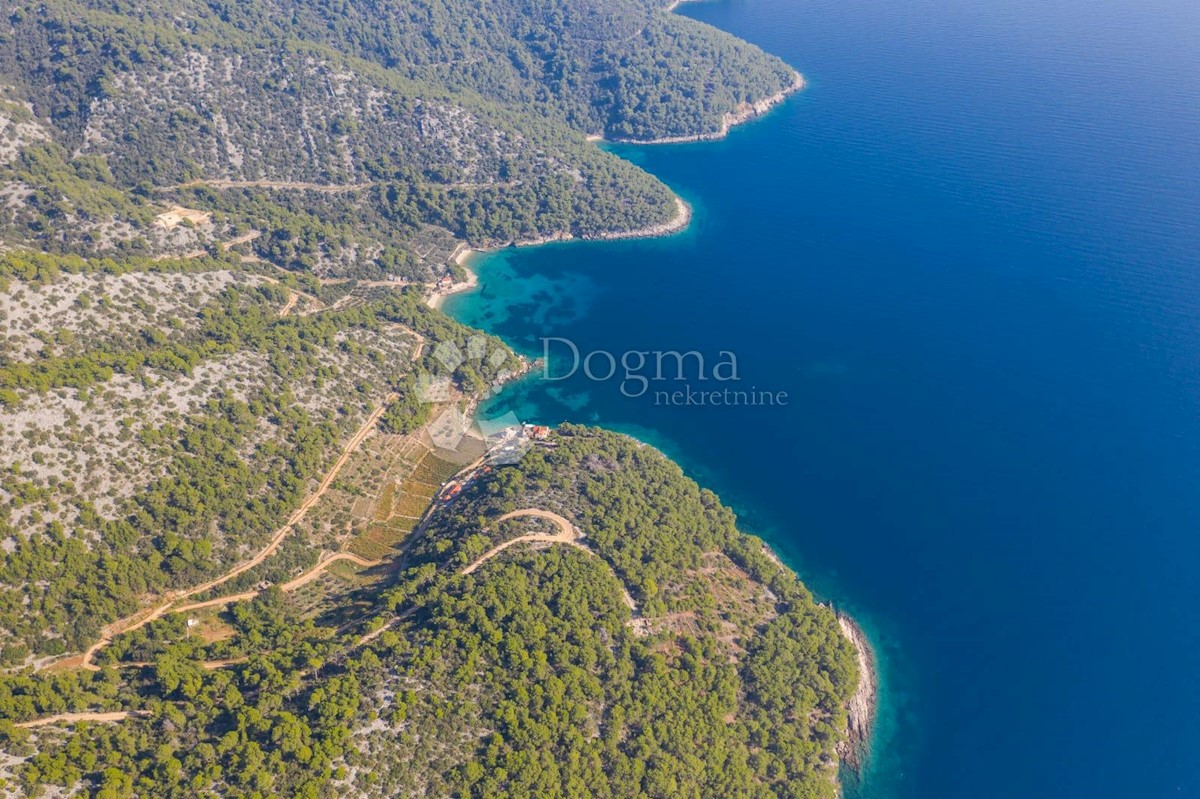 Land For sale - SPLITSKO-DALMATINSKA HVAR