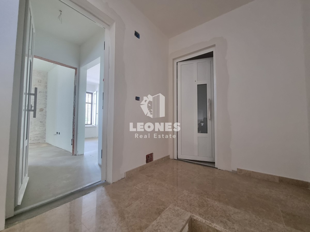 Flat For sale - ISTARSKA NOVIGRAD