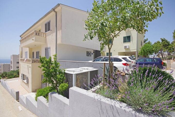 House for sale 400 m² – Veliko Brdo