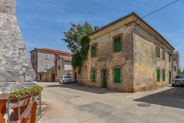 Kuća na prodaju 500 m² – Svetvinčenat