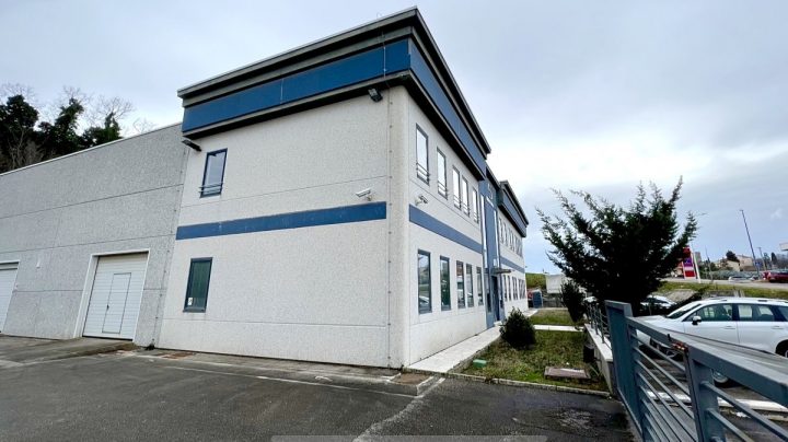 Gewerbefläche zu verkaufen 696 m² – Buje