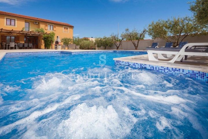 House for sale 480 m² – Banjole