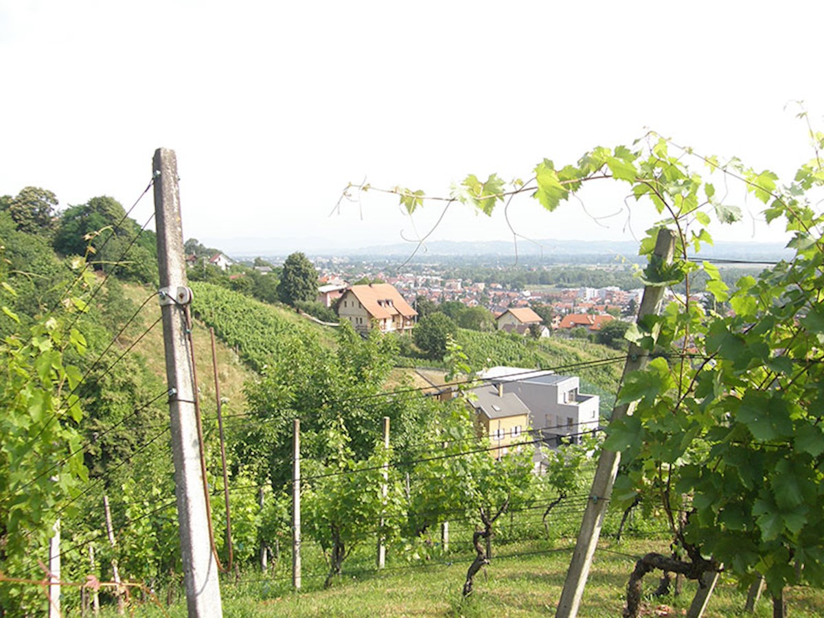 Grundstück Zu verkaufen - ZAGREBAČKA SAMOBOR