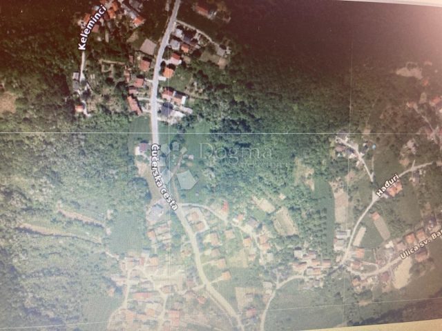 Terreno in vendita 1555 m² – Čučerje