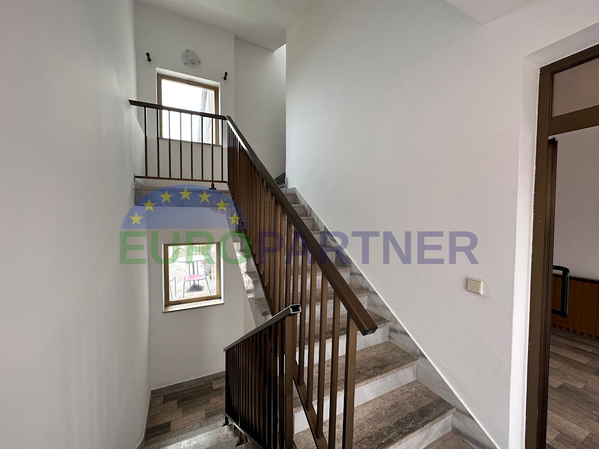 Maison À vendre - ISTARSKA FUNTANA