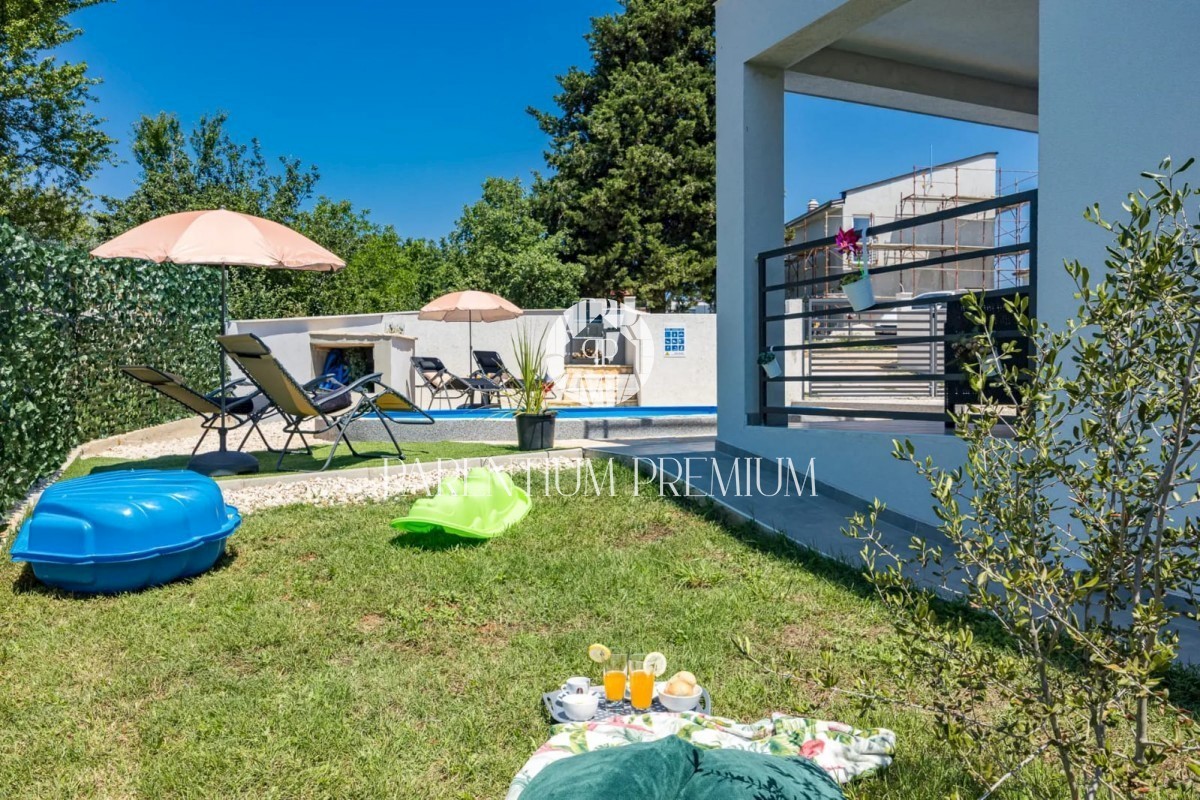 Hiša Na predaj - ISTARSKA POREČ