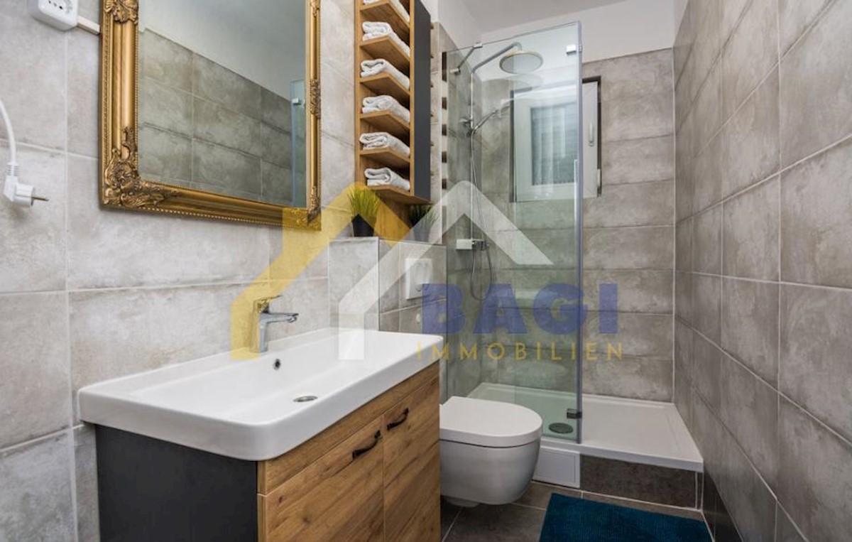 Maison À vendre - ZADARSKA ZADAR