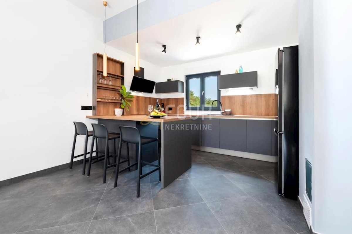 Casa In vendita - ISTARSKA ROVINJ