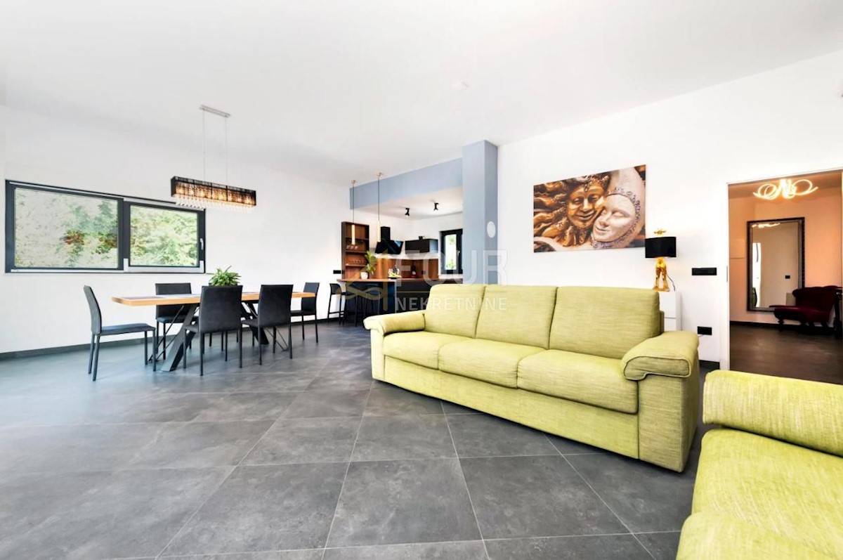 Casa In vendita - ISTARSKA ROVINJ