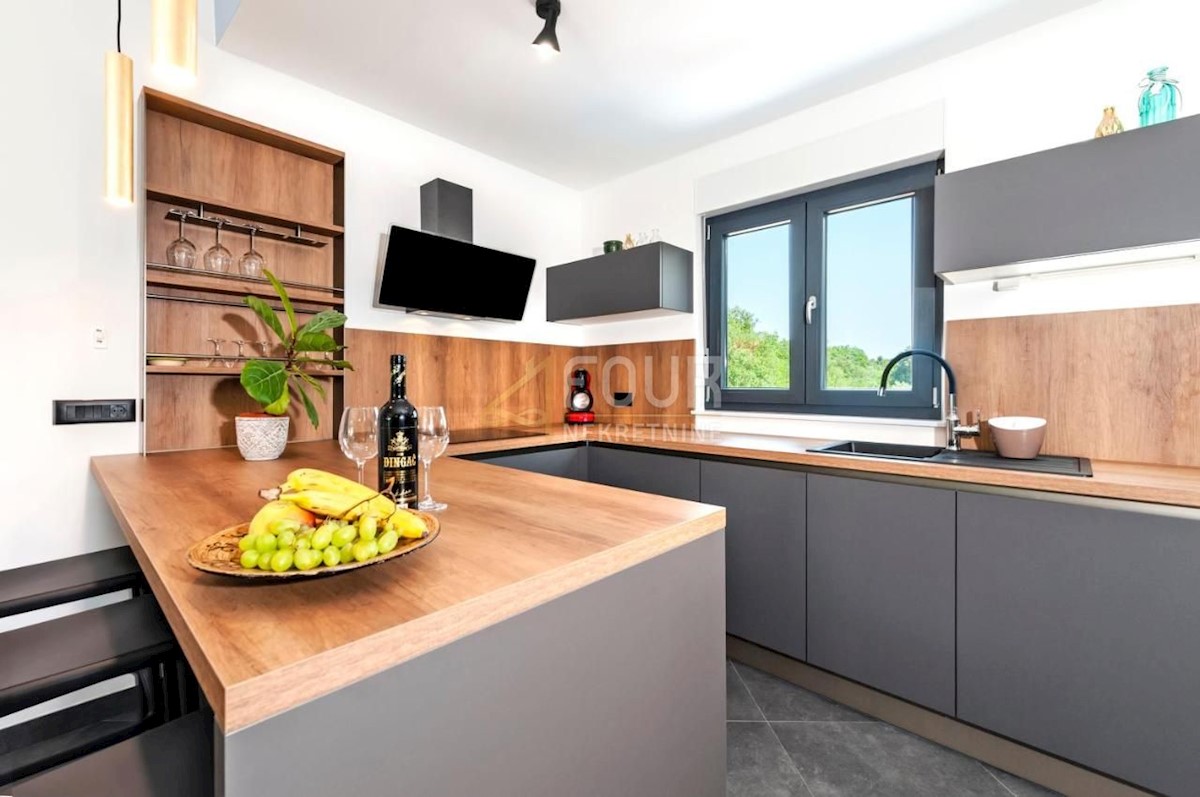 Casa In vendita - ISTARSKA ROVINJ