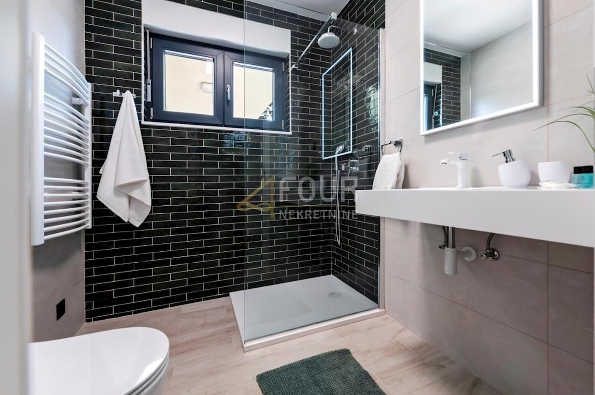 Casa In vendita - ISTARSKA ROVINJ