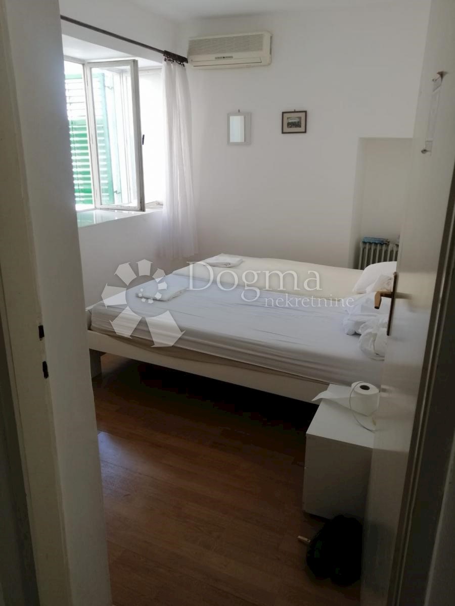 House For sale - ŠIBENSKO-KNINSKA VODICE