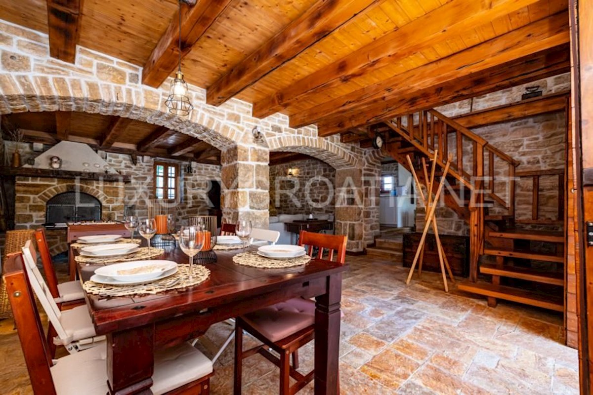 House For sale - ZADARSKA NIN